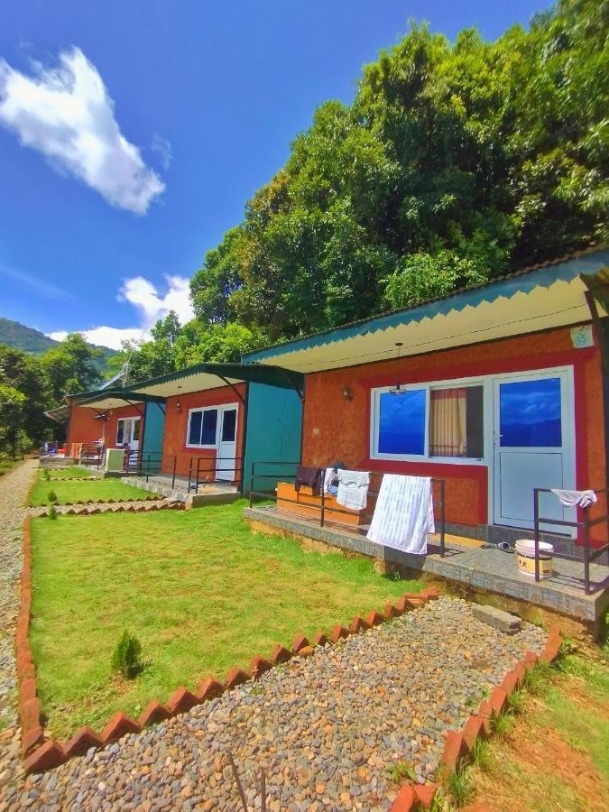 Into The Wild Pokhara Kaski Exterior foto
