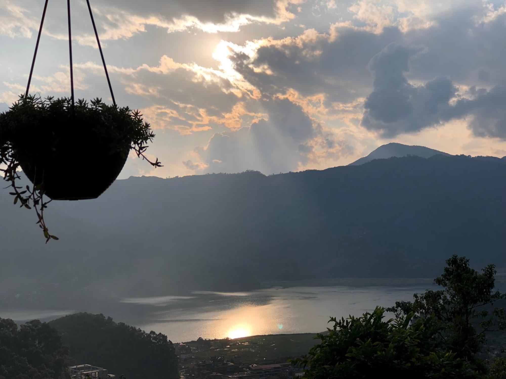 Into The Wild Pokhara Kaski Exterior foto